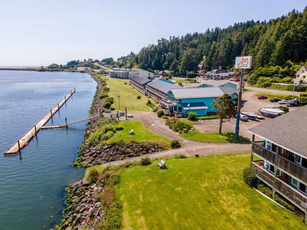 Jot'S Resort Gold Beach Exterior photo